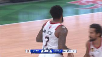 2024年11月29日 弗格42+7 赵继伟15+11 杰克逊43+7 辽宁逆转送江苏11连败