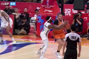 2025年02月12日CBA俱乐部杯半决赛2 上海 - 北京 全场录像