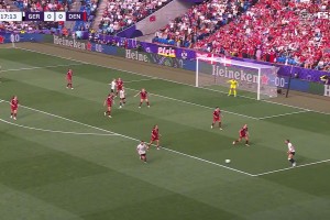 2025年07月09日 女足欧洲杯-努斯肯点射舒勒破门 德国2-1逆转丹麦晋级淘汰赛
