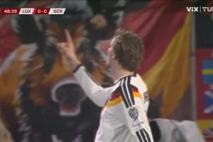 2025年11月15日 世预赛-德国2-0卢森堡末轮打平斯洛伐克即出线 沃尔特马德双响