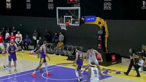 2025年11月17日 杨瀚森21分9板3助1断3帽&最后连中两记三分 混音惜败湖人
