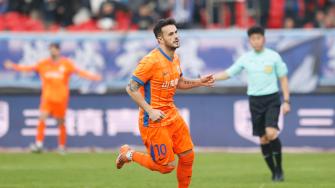 2025年11月22日 中超收官|山东泰山5-1武汉三镇 卡扎伊什维利双响27球憾失金靴