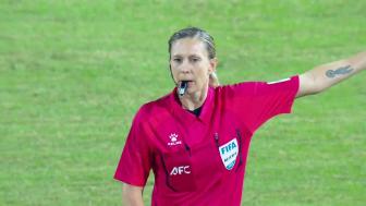 2025年11月23日 武汉女足4-0巴姆卡图恩头名出线 宋菲助攻戴帽马维斯·奥乌苏双响